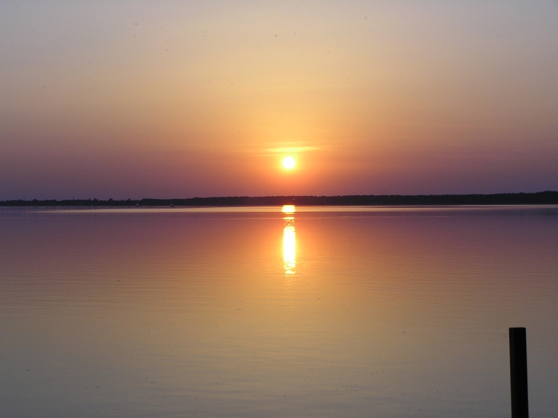 Sonnenuntergang Steinhuder Meer 27.05.2005.jpg
